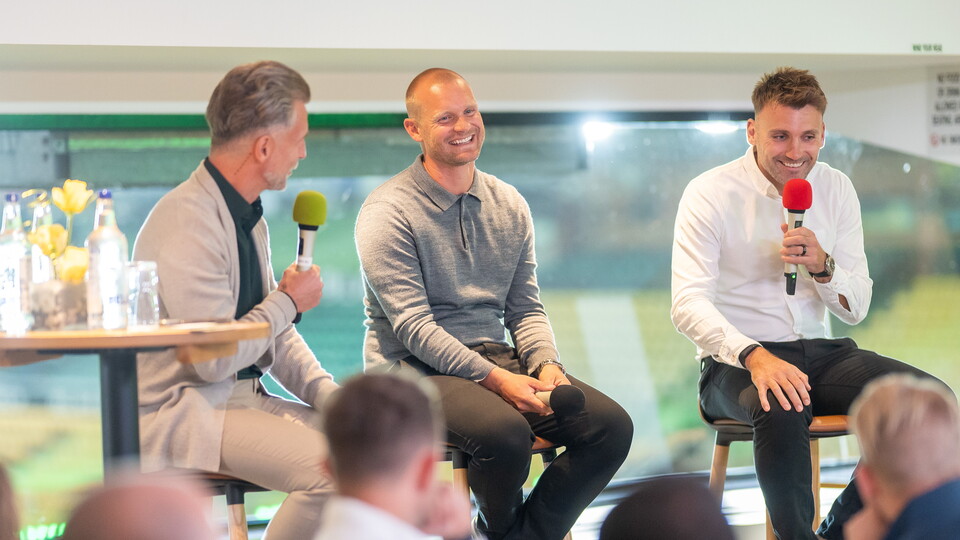 On Thursday, September 11, Carrow Road Stadium held An evening with Liam Manning and Chris Hogg.