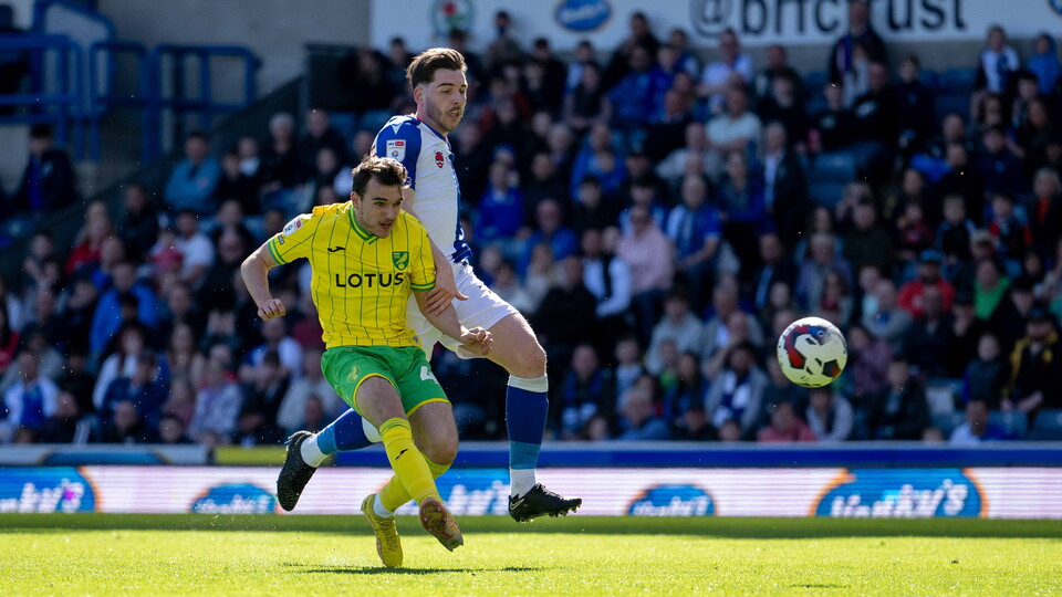 Norwich City came away from Ewood Park with a 2-0 win thanks to stunning goals from Liam Gibbs and Gabriel Sara.