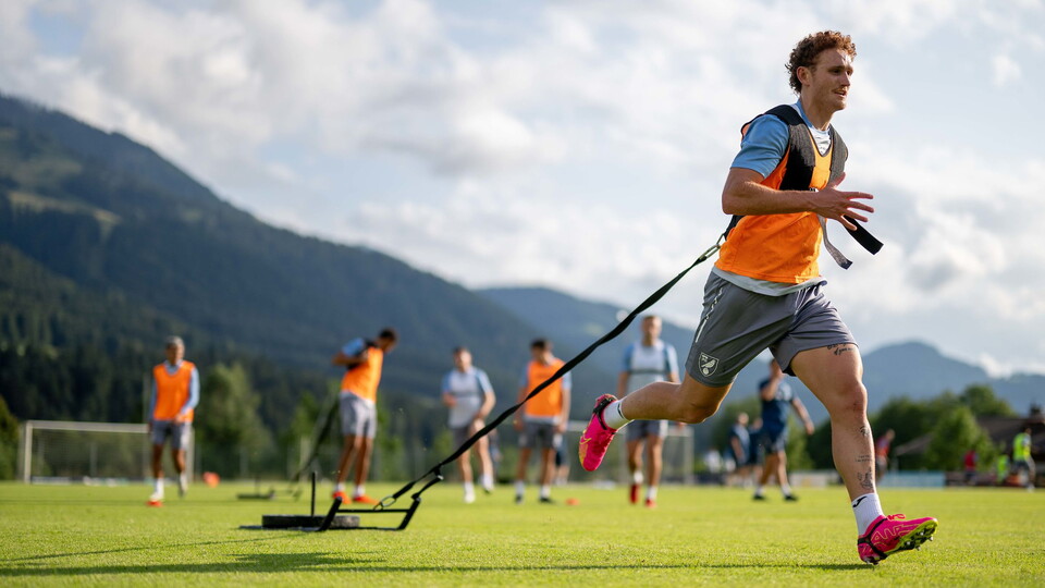 The first-team squad got to work on their first full day in Austria with a double training session at their base in Scheffau am Wilden Kaiser.