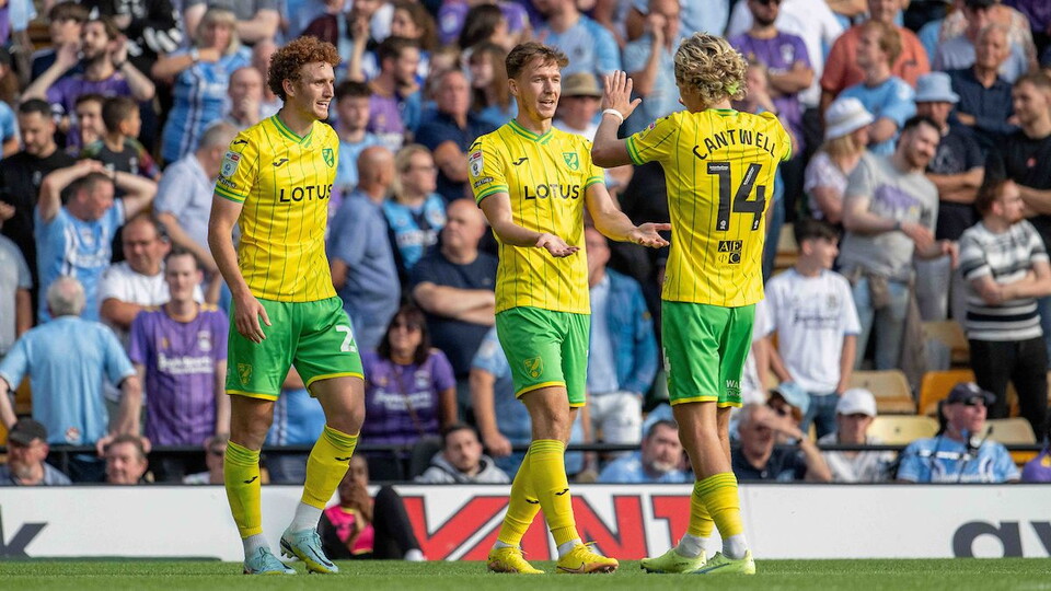 Norwich City moved to the top of the Sky Bet Championship table after registering their fifth consecutive victory cruising past Coventry City at Carrow Road.