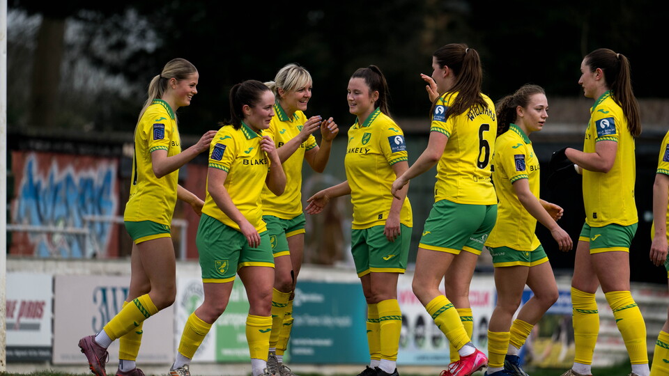 Norwich City Women claimed all three points away to Chesham United on Sunday afternoon in a 2-0 win in Division One South East.