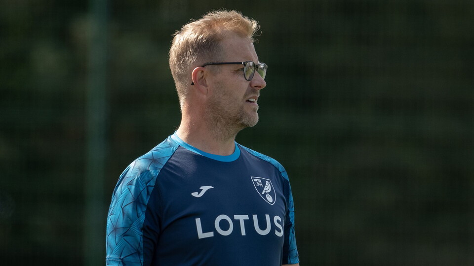Head coach Shaun Howes caught up with canaries.co.uk to discuss the recent Vitality FA Cup clash against Burnley and looked ahead to Sunday’s game.