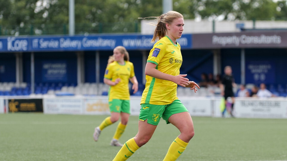 Norwich City Women ended their pre-season schedule with a 2-1 victory over Royston Town Women, thanks to goals from Lauren Tomlinson and Shannon Shaw.