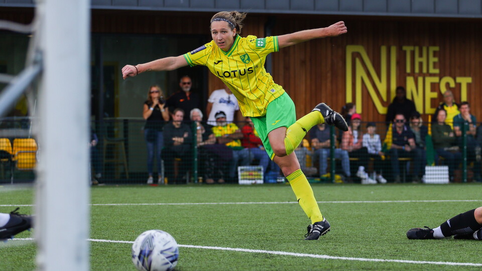 Norwich City Women returned to league action on Sunday, October 2, firing seven past Hounslow to keep pace towards the top of the FAWNL Division One South East.