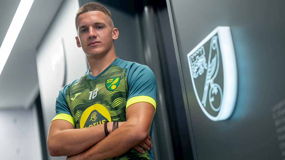 Norwich City completed the signing of Greek winger Christos Tzolis earlier today.