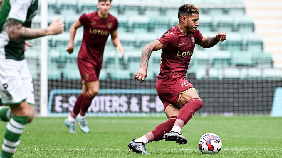 Norwich City were narrowly beaten 1-0 by Scottish Premiership side Hibernian, thanks to a first half goal from Melkersen.