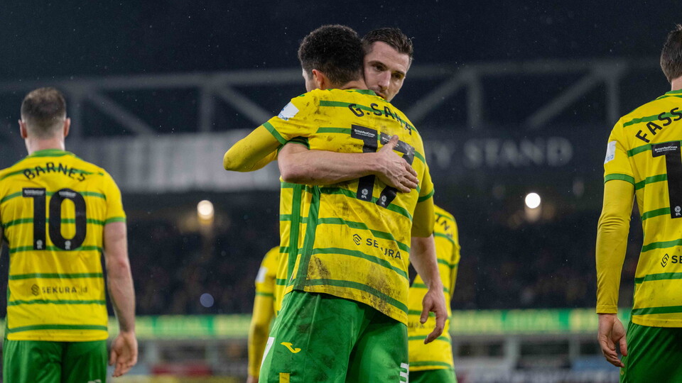 Norwich City enjoyed a 4-2 victory under the Carrow Road lights against Watford on Tuesday evening.