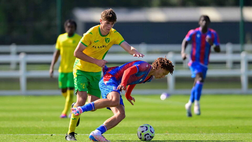 Norwich City Under-18s claimed their first win of the season in emphatic fashion, beating Reading 5-0 away from home.