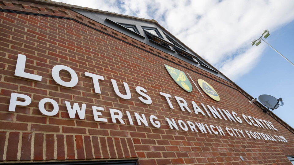 Norwich City Under-18s were beaten 4-1 by league leaders West Ham United in the Under-18 PL South on Saturday afternoon.