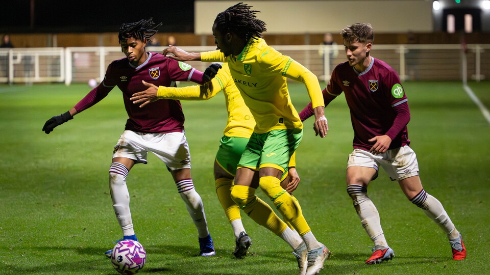 Norwich City Under-21s had to settle for a point away to West Ham United on Friday night, drawing 2-2 in Premier League 2.