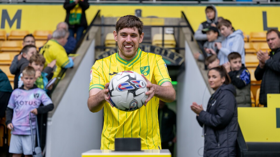 The nomination process has opened for supporters to choose their Michelle Dack Fan of the Season for 2024/25.