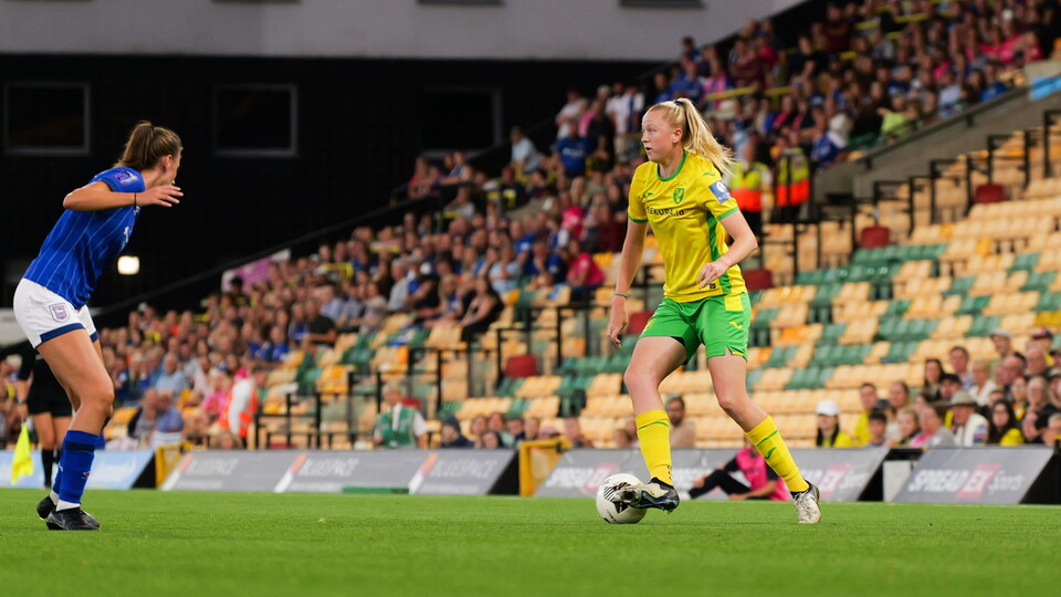 Norwich City Women suffered a 4-0 defeat to Ipswich Town in the determining round of the FAWNL Cup.