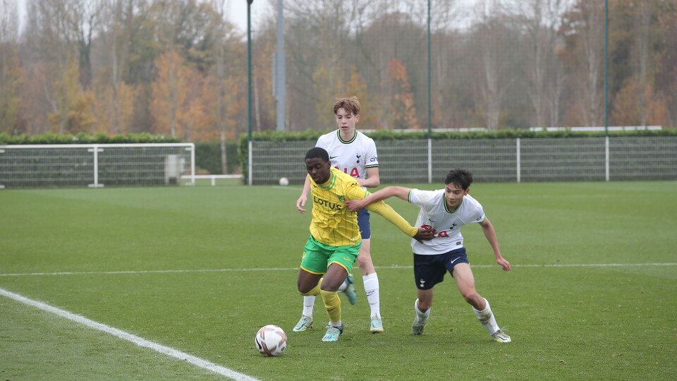 Norwich City Under-18s fell to a 3-0 defeat away to Tottenham Hotspur on Tuesday (November 29) afternoon.