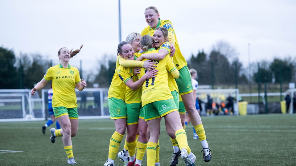 Norwich City Women emerged victorious in a five-goal thriller at The Nest as they beat QPR Women 3-2.
