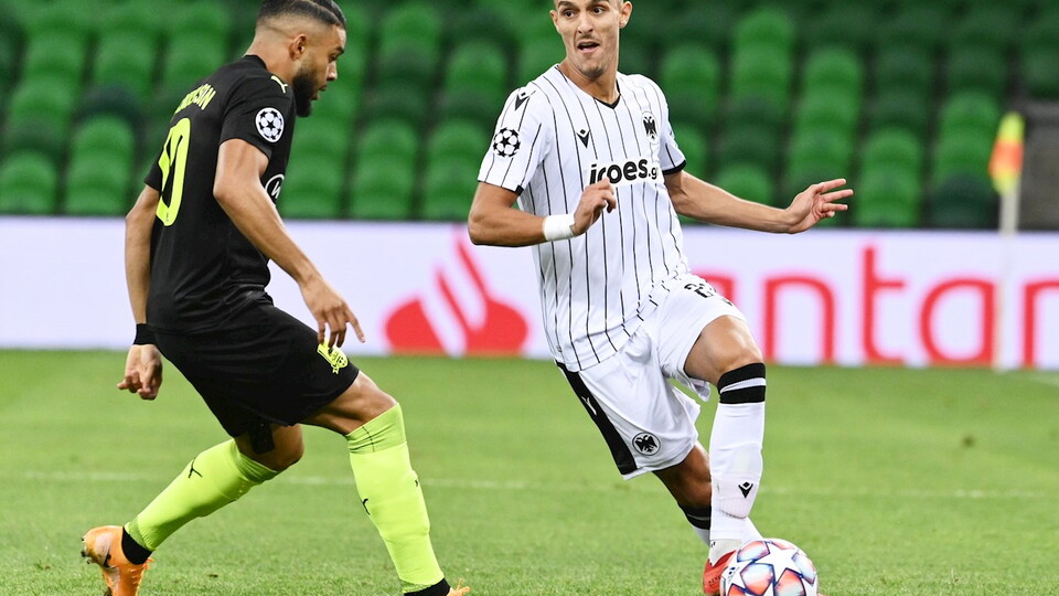 Norwich City have agreed a deal to complete the signing of left-back Dimitris Giannoulis from PAOK on a loan deal until the end of the season.