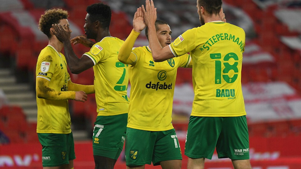 Norwich City came out on top in a entertaining encounter against Stoke City to strengthen their grip at the top of the Sky Bet Championship with a 3-2 victory.