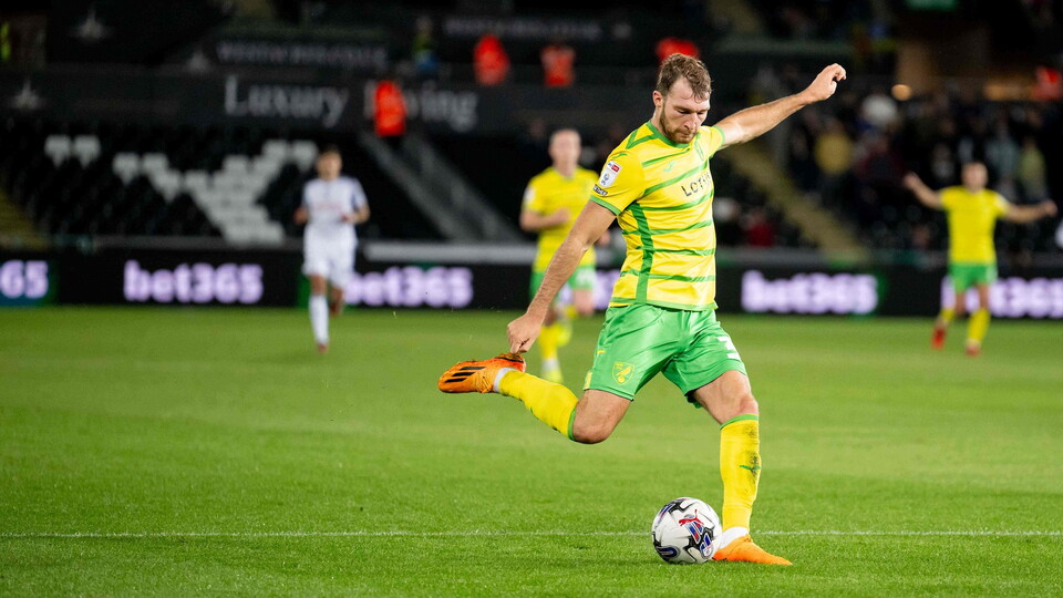 A goal from Gabriel Sara's was not enough to take points from the Swans in the Canaries' trip to Wales in a 2-1 loss in the Sky Bet Championship on Wednesday night.