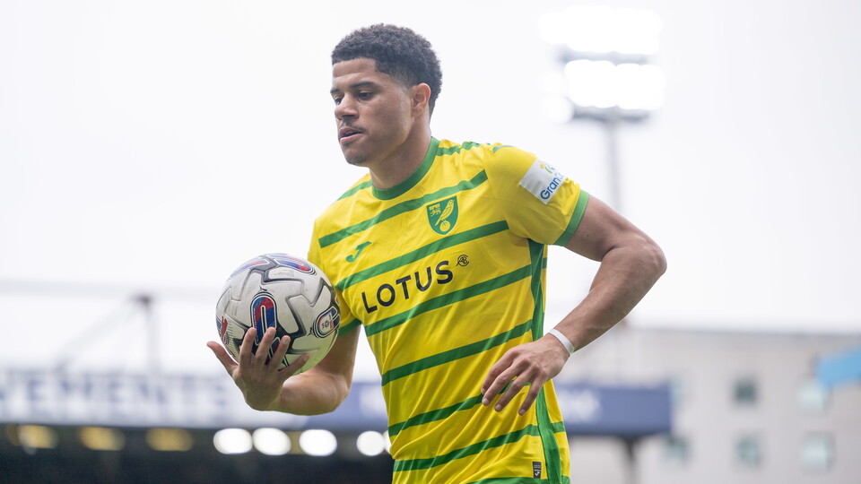 Gabriel Sara has been named in the 2023/24 Sky Bet Championship Team of the Season.