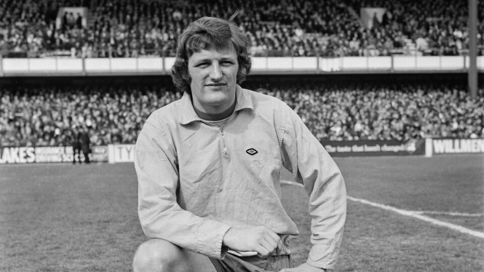 We are saddened to hear of the passing of former player Jimmy Bone, a member of the Norwich City Hall of Fame.