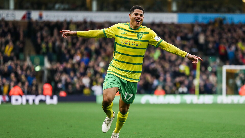 After scoring free-kicks in back-to-back league games, we take a look back at some of the best Norwich City free-kicks from previous years (in no particular order).