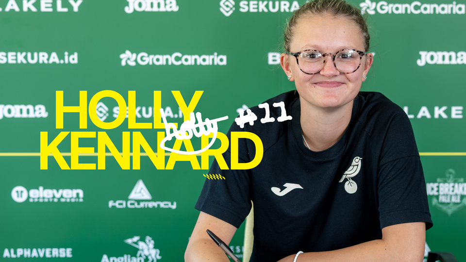 Norwich City Women are pleased to announce that Holly Kennard has signed a professional contact with the club.