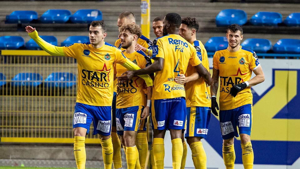 Danel Sinani and Carlton Morris both scored for their clubs this week, with five out of six City loanees getting wins under their belts.