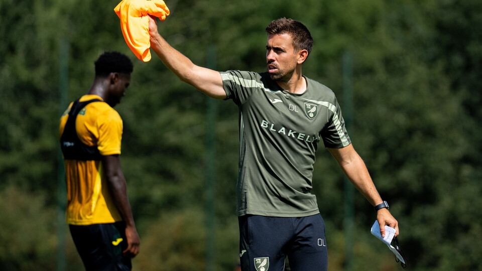 As part of EFL Youth Development Week, Norwich City lead Under-21 coach Olly Lee talks through his journey from an academy player at West Ham United, life as a professional and his journey into coaching