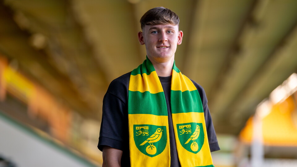 Norwich City have completed the signing of Reuben Cooper from Scottish Premiership side Kilmarnock.