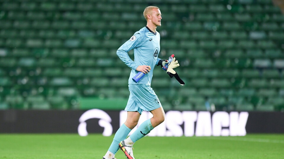 Norwich City academy goalkeeper Dylan Berry has been called up to the Northern Ireland Under-19s squad for the upcoming international break.