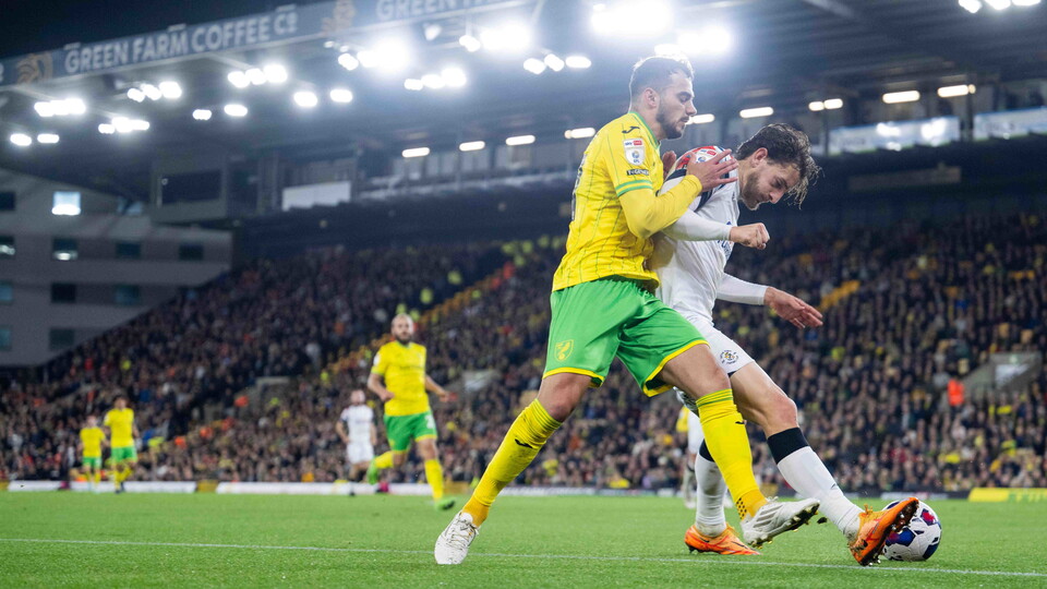 Norwich City fell to a 1-0 home defeat against Luton Town in the Sky Bet Championship on Tuesday night.