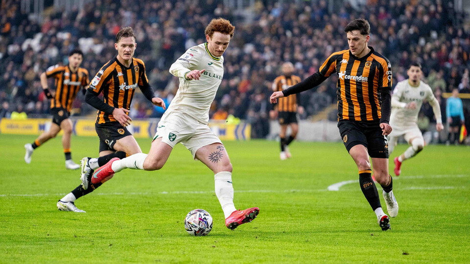 A crucial equaliser from Josh Sargent in the second half rescued a point for the Canaries in a trip to the MKM Stadium that ended 1-1 against Hull City.