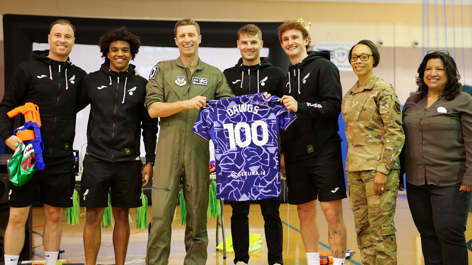 Josh Sargent, Ashley Barnes, Sam McCallum and Jacob Sørensen took a trip to RAF Mildenhall on Wednesday afternoon this week.