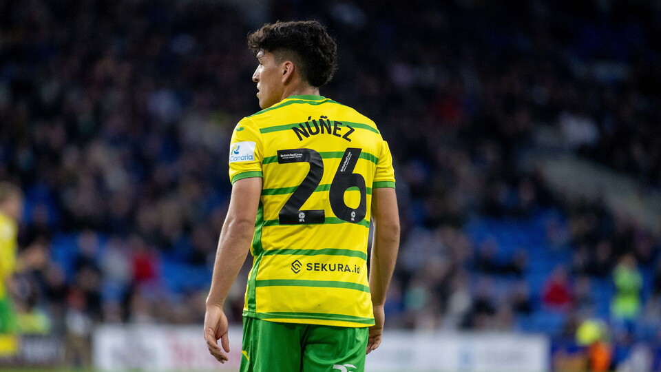 In honour of the Chilean international's birthday, fans can get free 'NÚÑEZ 26' printing on every new replica shirt purchased until 11.59pm on Friday, March 1.