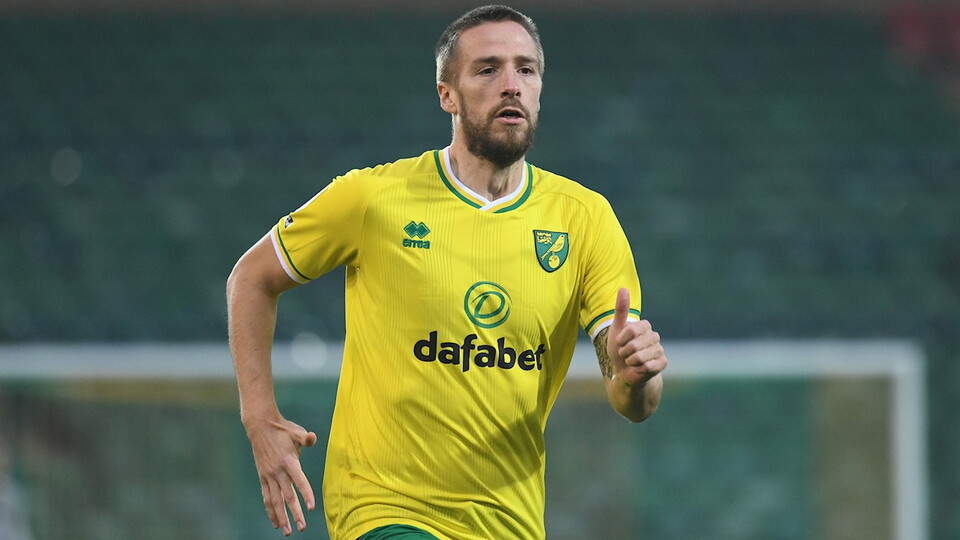 Norwich City were held to a 1-1 draw by Coventry City on Saturday, with Mario Vrancic's first-half penalty being ruled out by Maxime Biamou's late strike.