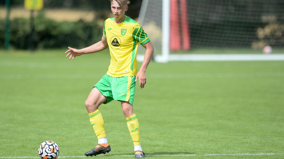 Norwich City's Under-18s fell to a 2-0 defeat away at Reading on Saturday.