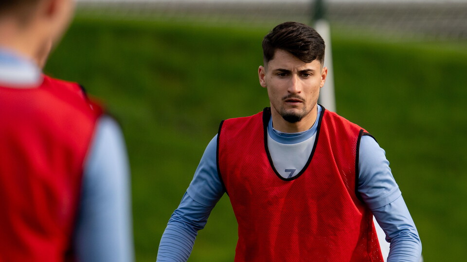 David Wagner has welcomed some faces back into first-team training over the international window, however it is at an early stage for captain Grant Hanley and Jacob Sørensen.