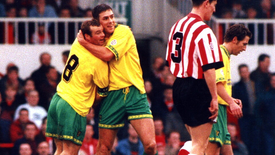 It was 2pm in Dubai on February 11, 2022 when Ashley Ward’s phone rang, canaries.co.uk calling the former Norwich City forward to remind him of his stoppage time equaliser against Southampton 27 years prior.
