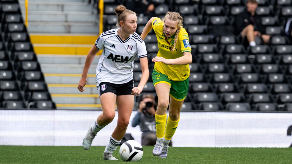 Norwich City Women suffered their first defeat of the 2025/26 campaign losing 4-2 to Fulham Women at Craven Cottage.