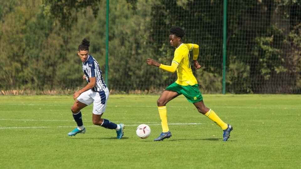 Norwich City Under-18s got back on track with a sensational 3-0 win over West Ham United on Saturday afternoon.