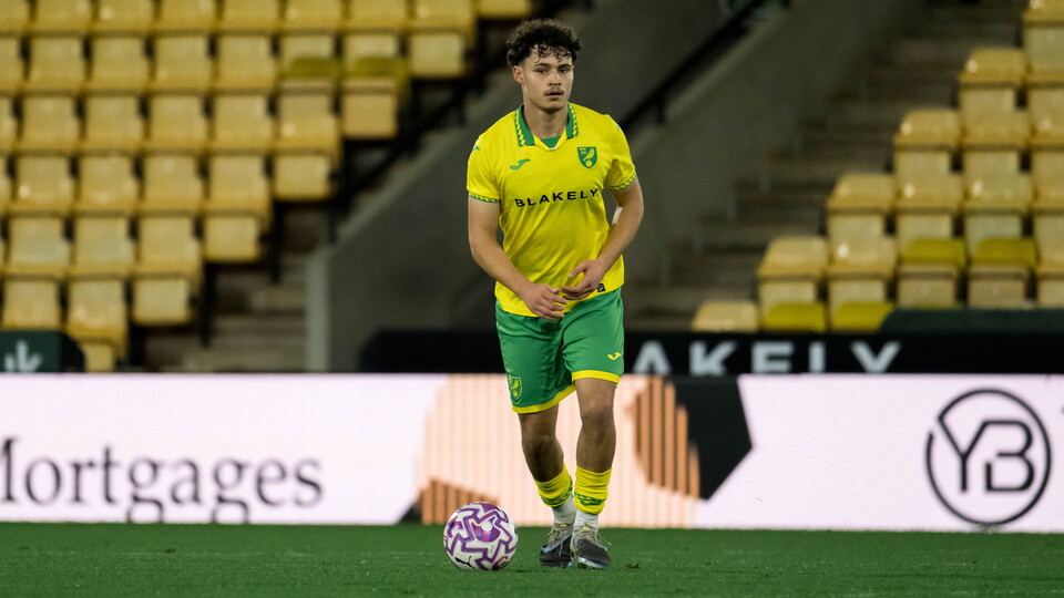 Norwich City Under-18s defender Finlay Oligbo has joined Southern League Premier Division Central side AFC Sudbury on a short-term loan.