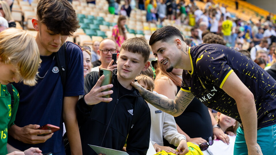 Clubs across the EFL are being called upon more than ever to provide vital support to individuals and communities across the country, according to the latest findings from the ‘Measuring the Impact of EFL Clubs in the Community’ report.