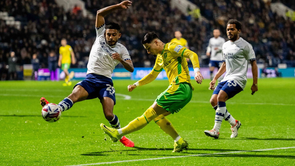 Norwich City fought back from 2-0 down to collect a point on the road against Preston North End on Tuesday evening.