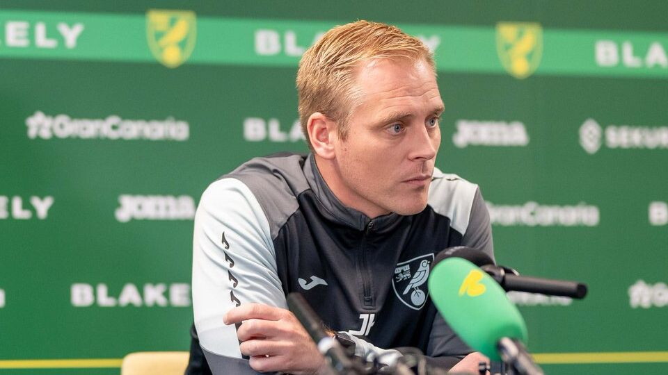 Norwich City head coach Johannes Hoff Thorup has confirmed that Josh Sargent will be unavailable for eight weeks.