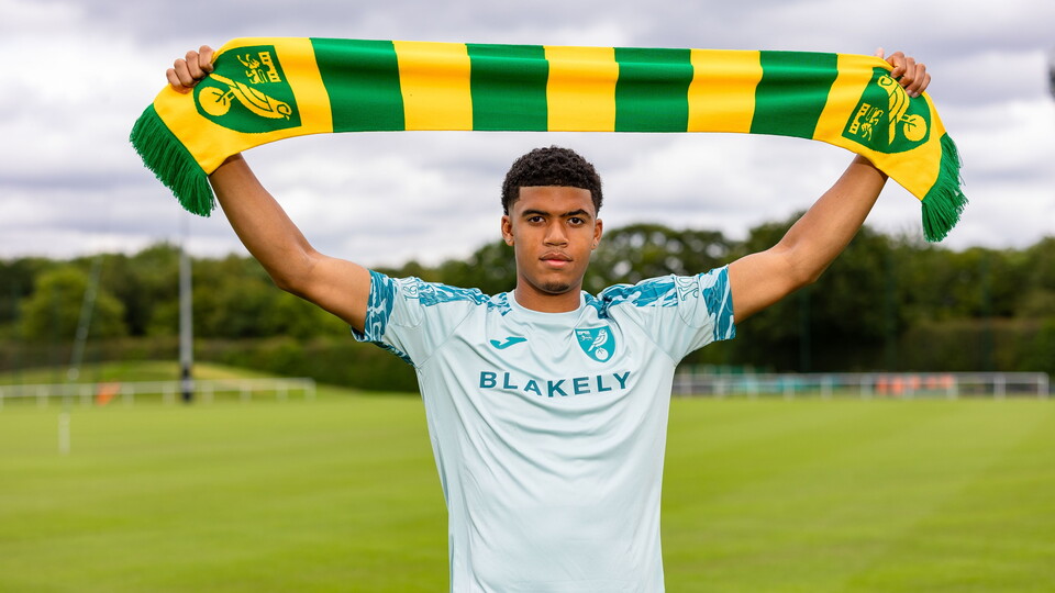 Norwich City have completed the signing of young defender Lucien Mahovo from Sky Bet League Two side Notts County.