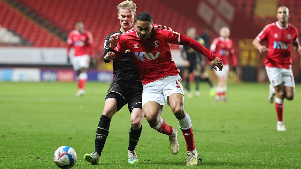 Charlton Athletic were beaten to the League One play-off places by Oxford United on the final day of the season on Sunday.