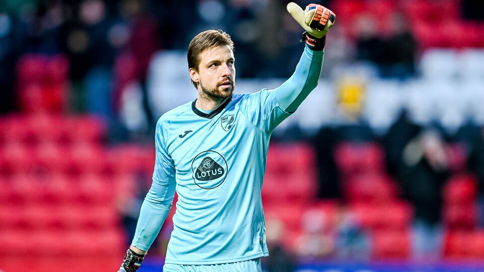 Tim Krul has put himself in contention for a return to the Norwich City squad for Friday night's match against Southampton.