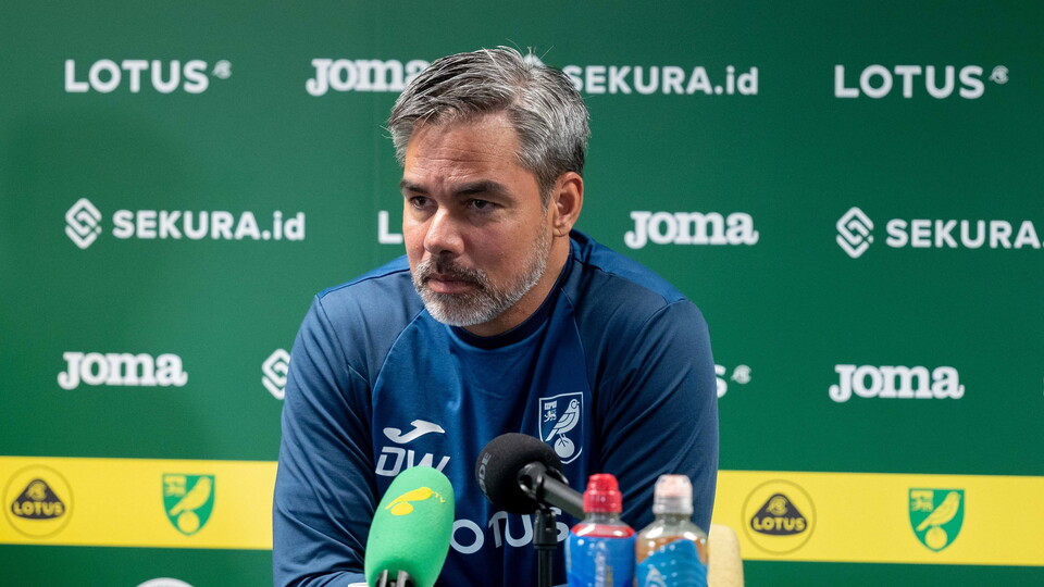 Norwich City head coach confirmed that Adam Forshaw will be out until the start of December, and that there will be a late call on Grant Hanley ahead of Cardiff City.
