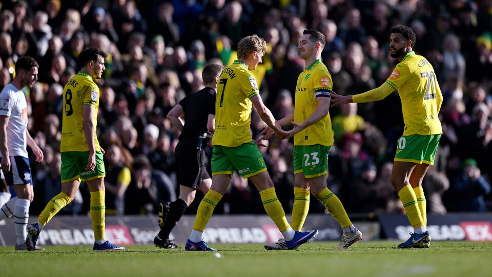 Norwich City made it four Sky Bet Championship wins in a row with a 2-0 victory at home to Preston North End at Carrow Road.
