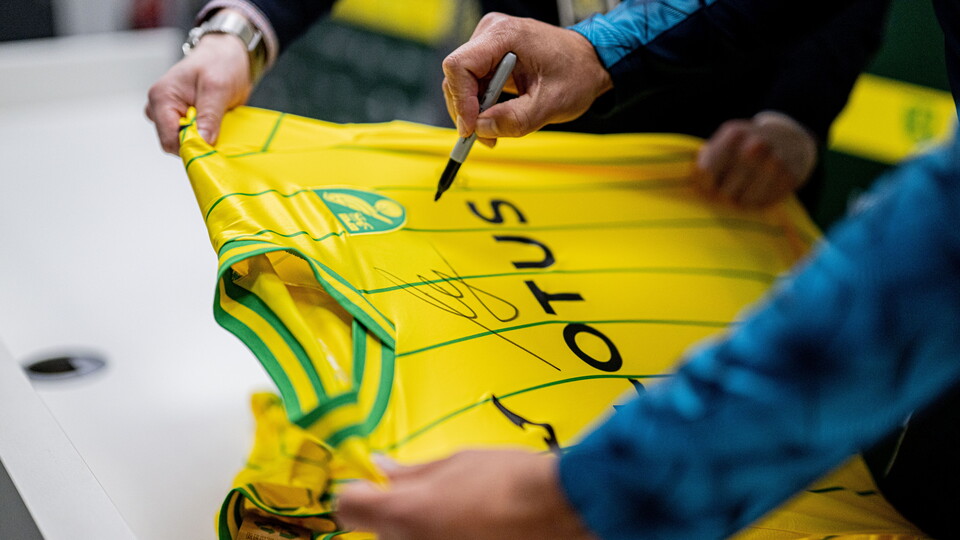 To celebrate David Wagner's arrival, we're giving you the opportunity to win a shirt signed by the new Norwich City head coach.
