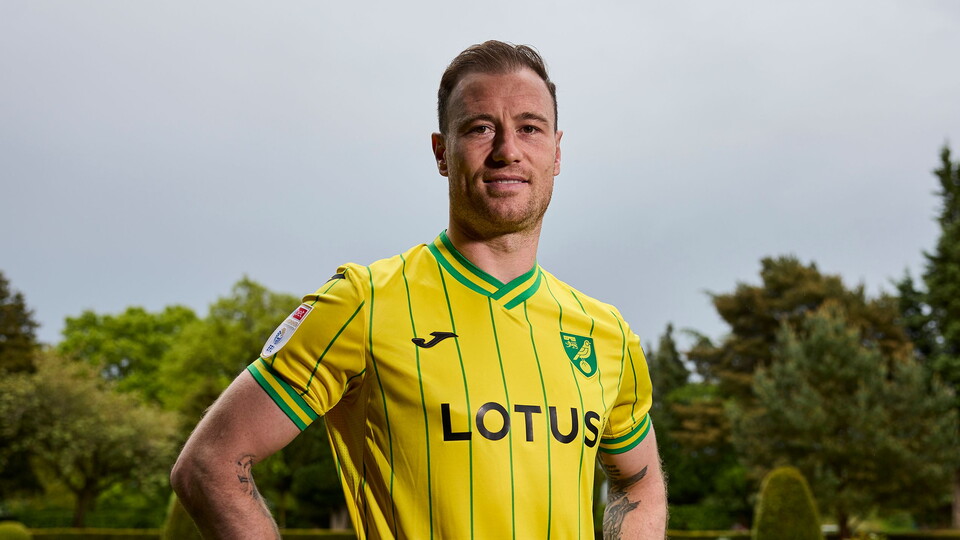 Ashley Barnes is Norwich City's first signing of the 2023/24 summer transfer window, making the switch from Burnley.